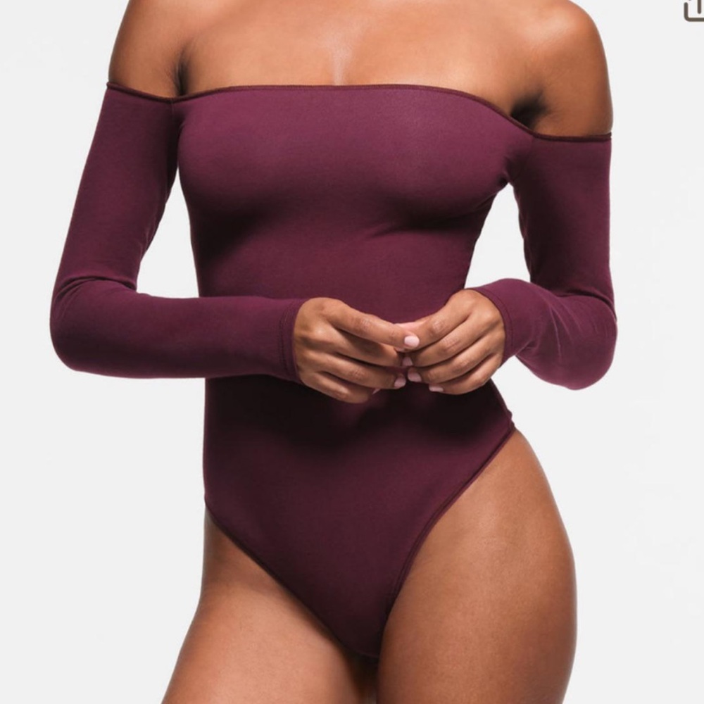 SKIMS - COTTON JERSEY OFF THE SHOULDER BODYSUIT